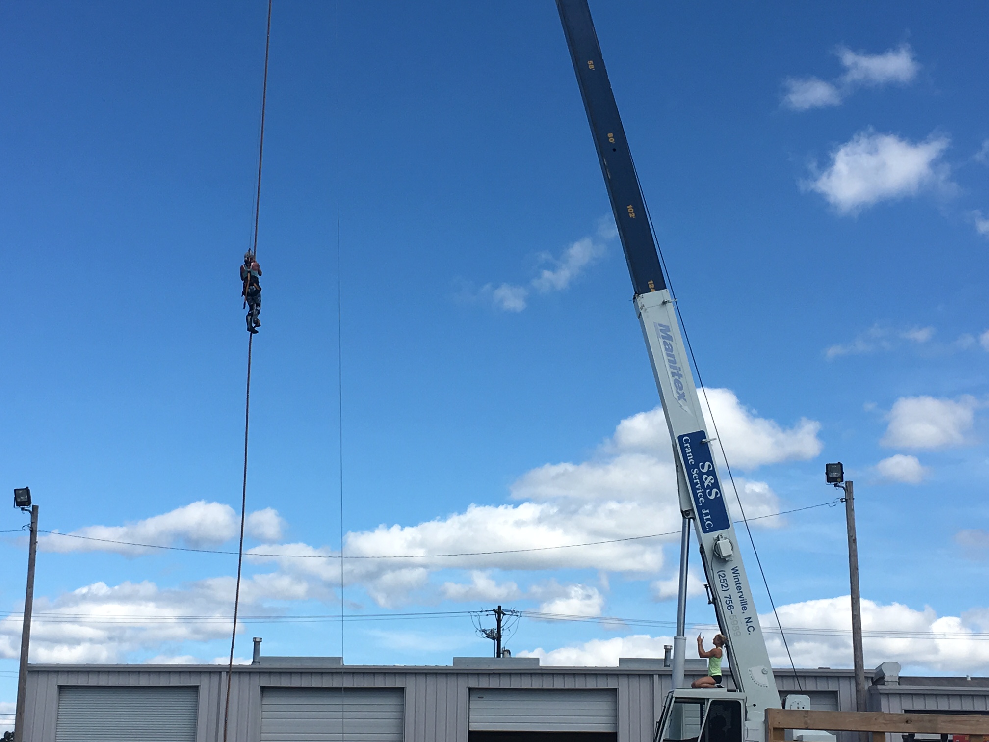 Ginny MacColl — 85" rope climb
